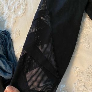 Lululemon kids mesh 3/4 length leggings 🍋